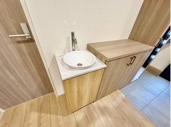 玄関には手洗い場があります！