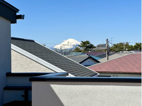 こんなにハッキリと富士山を望みます！