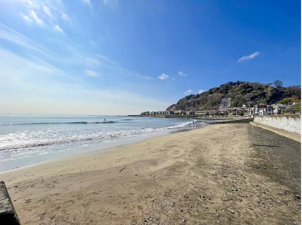 由比ガ浜海水浴場まで徒歩10分（約800ｍ）