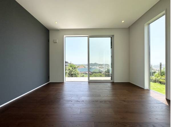 1Fには居室が3部屋あります（約5〜10帖）