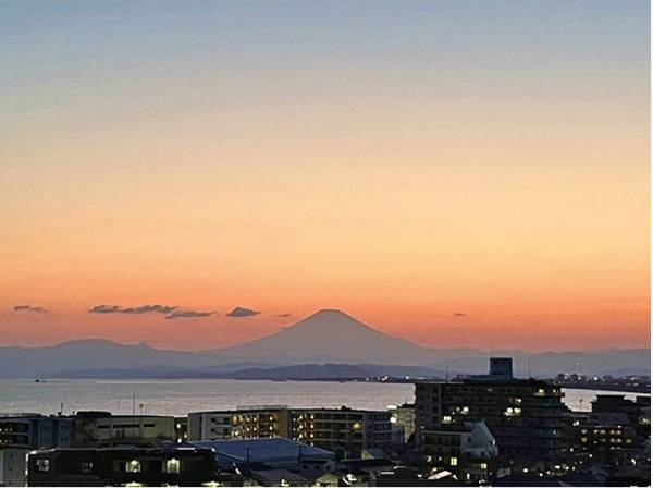 富士山・サンセットを綺麗に望みます。