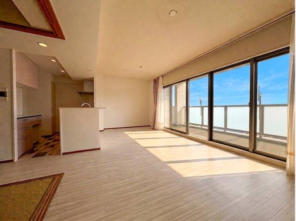 南東向きの明るいお部屋です！！