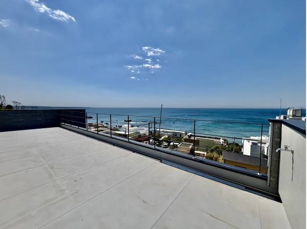 ルーフバルコニーから相模湾が一望できますよ！