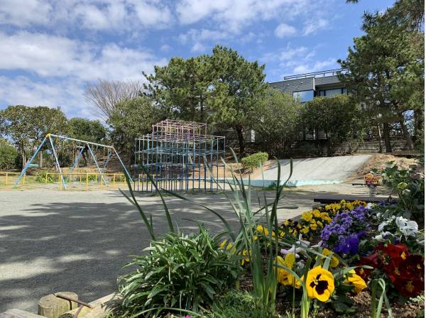 片瀬山南公園まで徒歩3分（約190m）