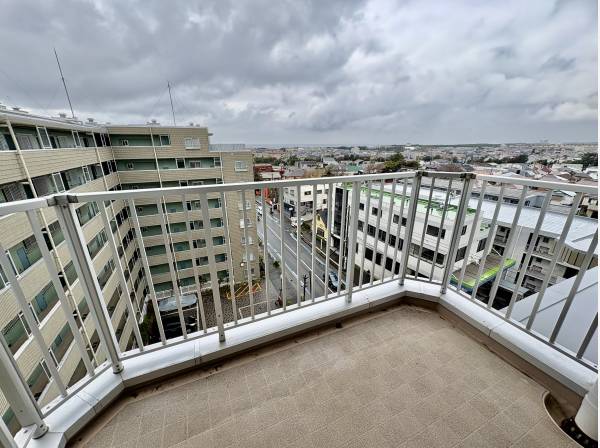 曇りの日と晴れた日では景色が全く違いますよ！