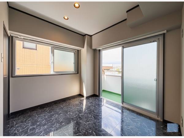 角部屋の為、明るく開放的です。