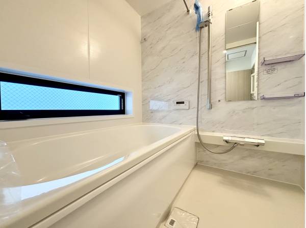 清潔感があるバスルーム