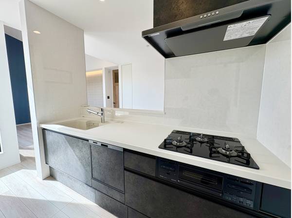 食洗器付きシステムキッチン！