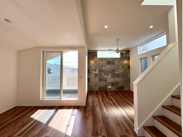 天井高があり開放的なLDK