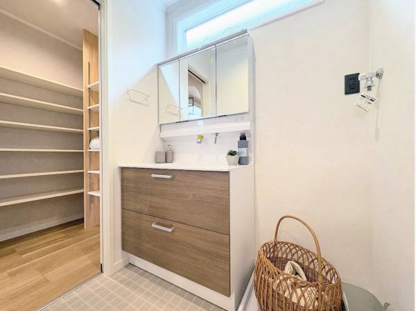 パウダールーム