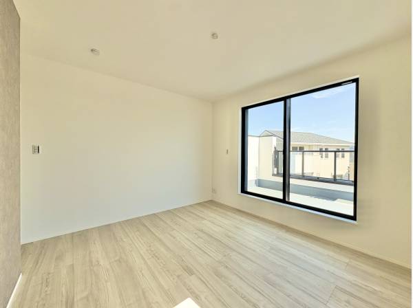 陽光を沢山取り込める大きな窓