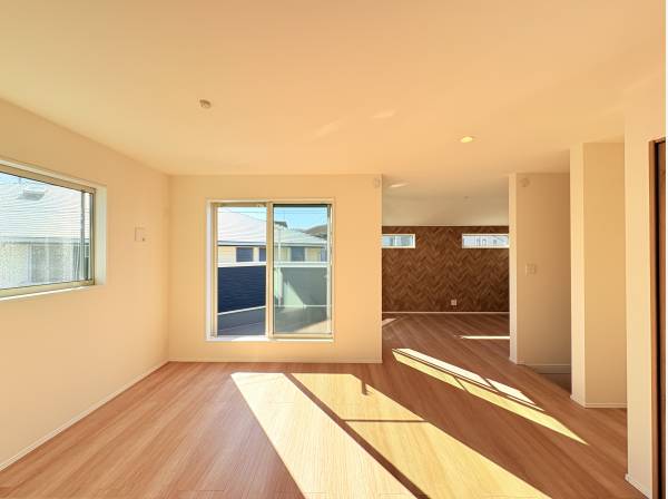 リビングとダイニングをしっかり分けたメリハリのある導線

