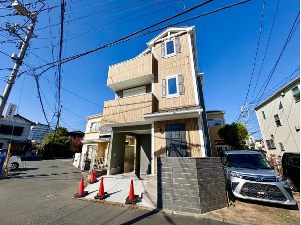 外観から温かみ溢れる住まい