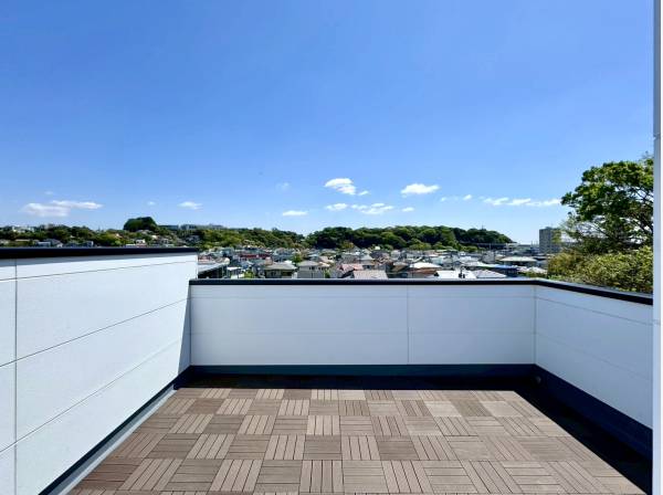 ルーフバルコニー