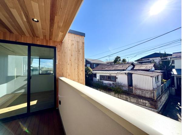 南向きで日当たり良好な現地