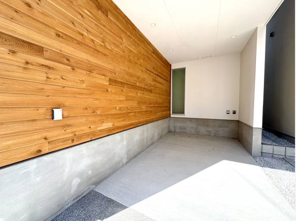 ガレージもゆったりとしたサイズ