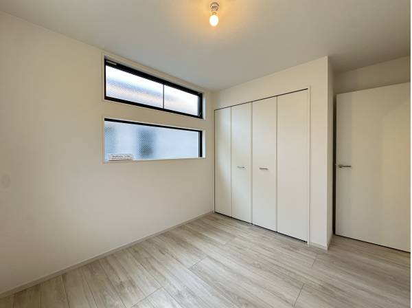 主寝室以外の居室は５．２帖×３部屋