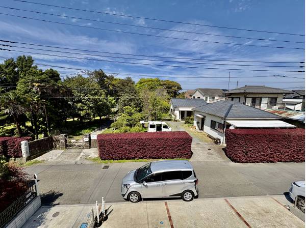 家の目の前もひらけておりますよ！