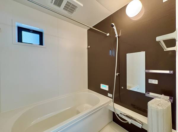 落ち着きある浴室