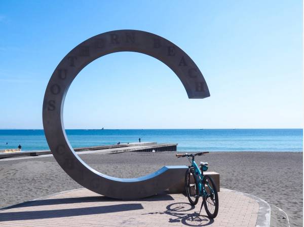 ちがさきサザンビーチまで自転車で6分 (約1.8ｋｍ)
