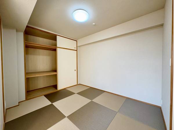 ほっと一息つきたくなる6帖の和室