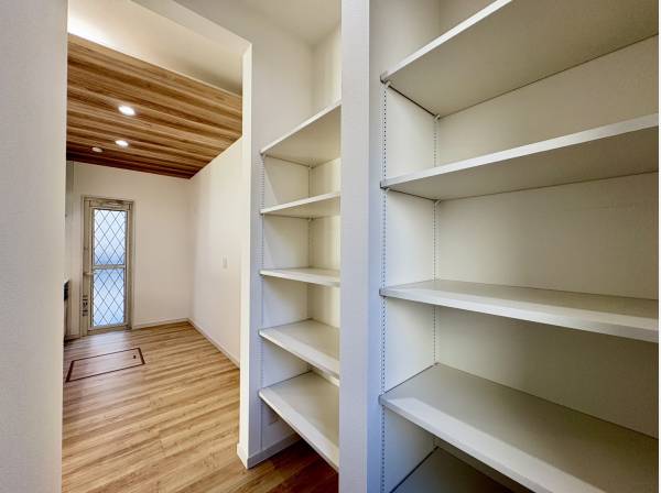 パントリーもございます♪