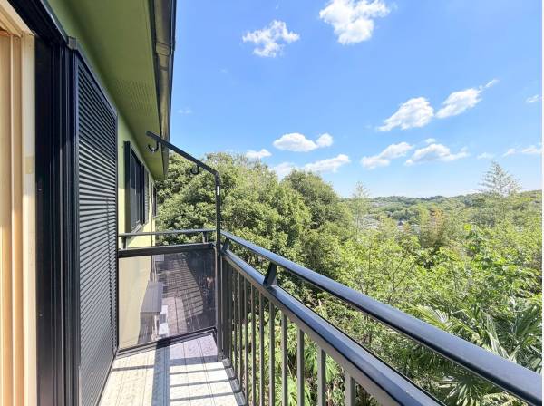 バルコニーは風通し、日当たり良好！