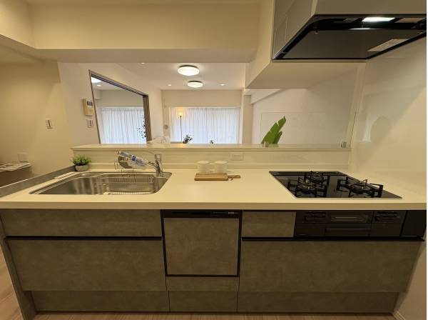 システムキッチン。便利な機能付き