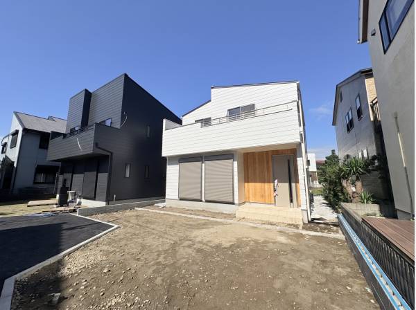 白を基調にした外観