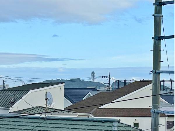 遠望にはなりますが江ノ島も眺望できます