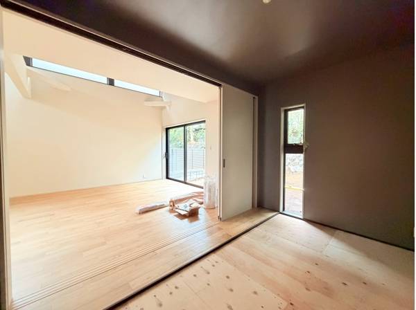 LDKに繋がる畳スペース♪