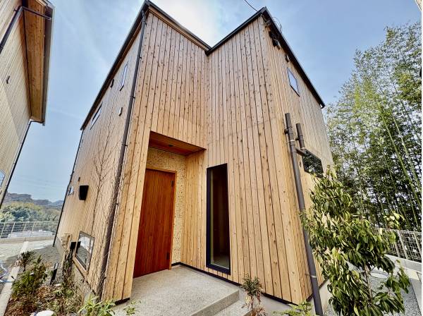 外観はスタイリッシュ！