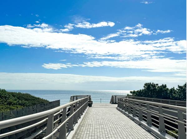 海まで自転車で5分（約1.3km）
