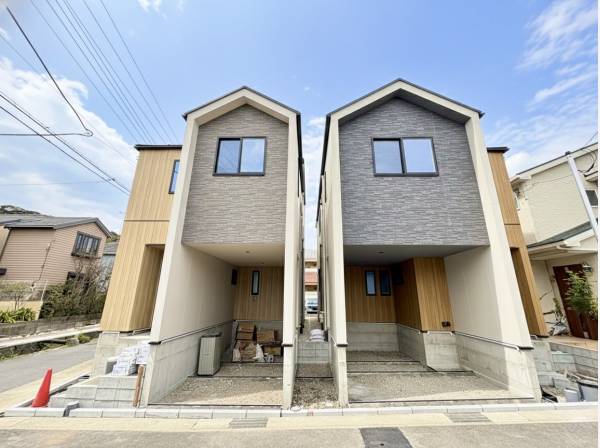 可愛い外観♪左側の建物です