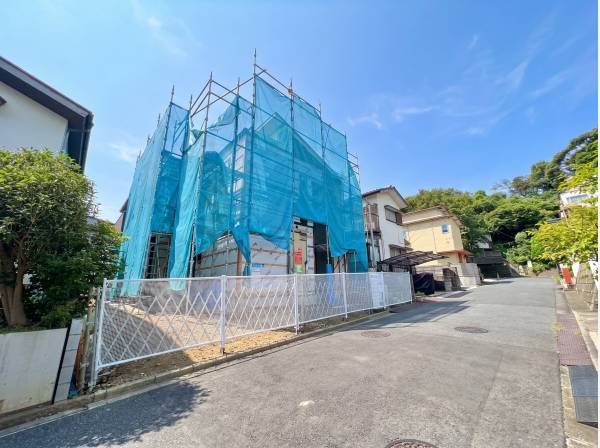 湘南の閑静な住宅地に馴染む、落ち着いた色合いの外観の予定