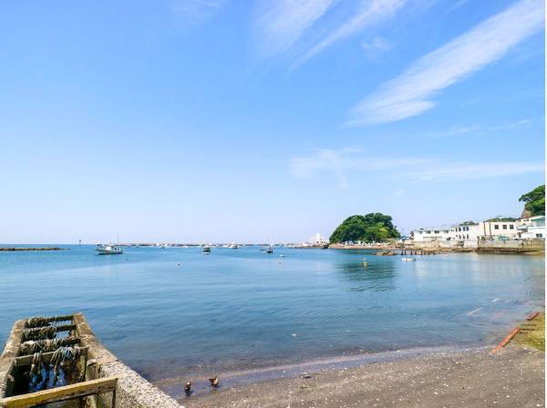 佐島の海まで約850m・徒歩11分