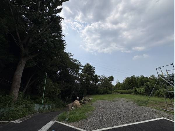 緑に囲まれ、プライバシーも守られています。