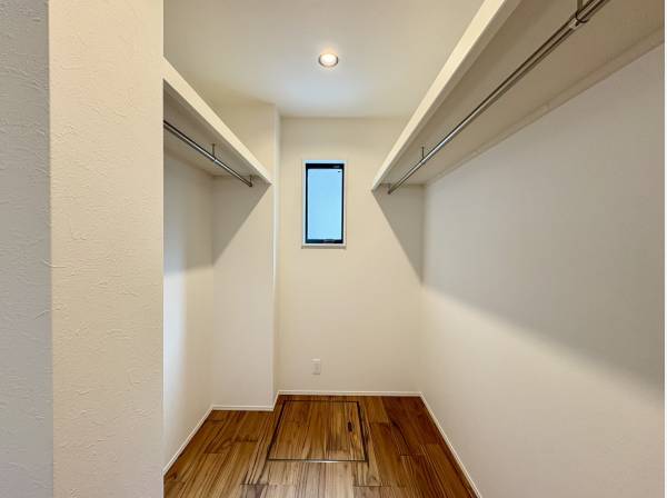 ウォークインクローゼットもございます！