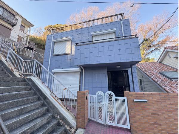 外壁塗装、防水コーキング、屋上防水も
完了済みです！