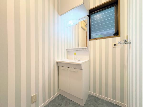 パウダールーム