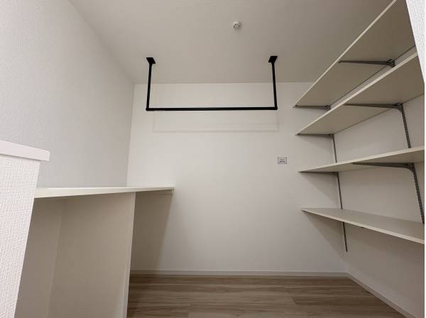 洗濯を干すスペースもありますよ！