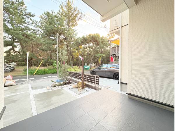 南向きのテラススペースBBQなどお楽しみいただけます。