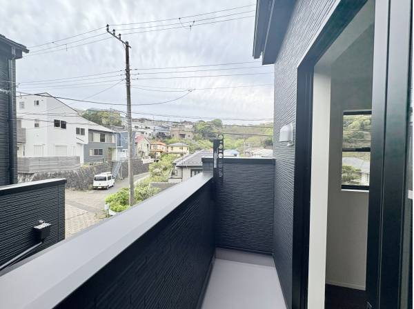 南向きのバルコニー日当たり良好です