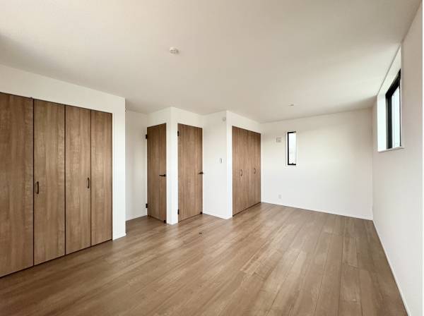 居室　間仕切りして将来2部屋としてもお使いいただけます