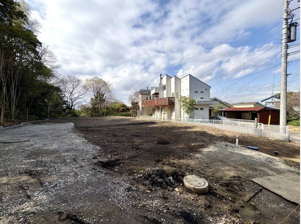 ゆとりのある敷地です。