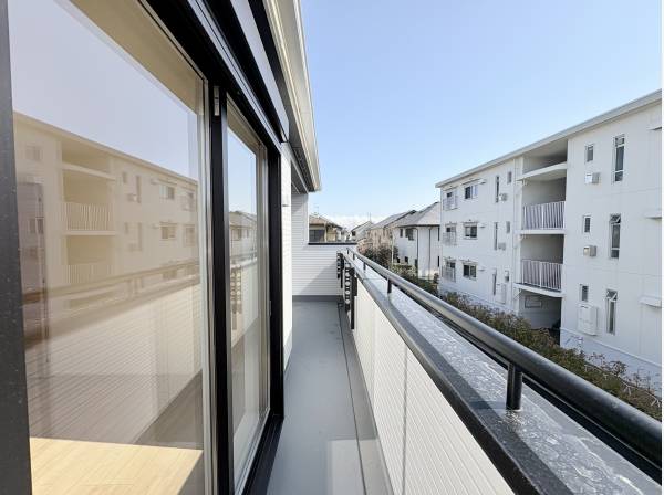 日当たり良好なバルコニー