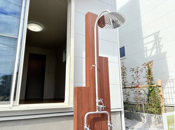 外部シャワー完備