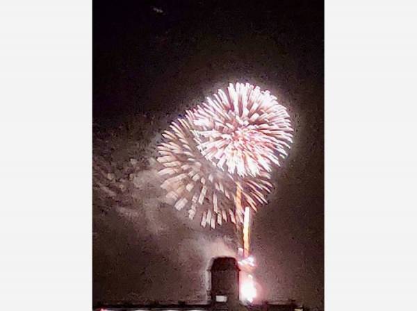 花火大会を眺めることも可能です。