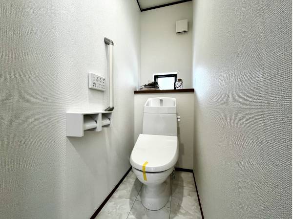 トイレは1階と2階にございます。