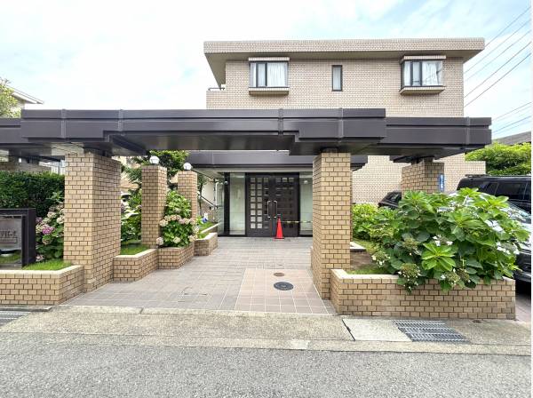お気軽にお問い合わせくださいませ♪